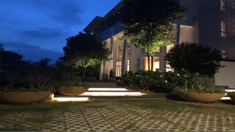 T20 World Cup 2021: mentor MS Dhoni in Dubai, while his Wife and daughter staying in ranchi
