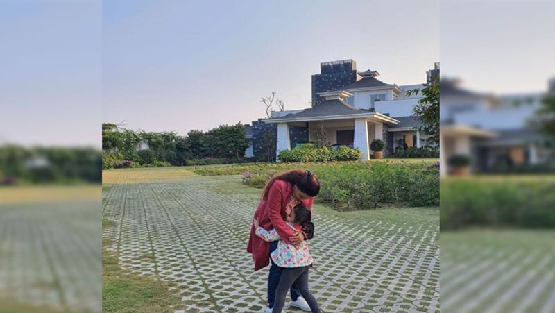 T20 World Cup 2021: mentor MS Dhoni in Dubai, while his Wife and daughter staying in ranchi