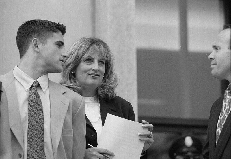 strange story behind Monica Lewinskys mystery tweet
