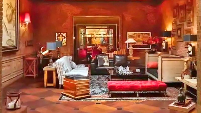 Shahrukh Khan purchased his hiuse Mannat 26 years back for Rs 13 Crore, now its price is hiked by 27 percent