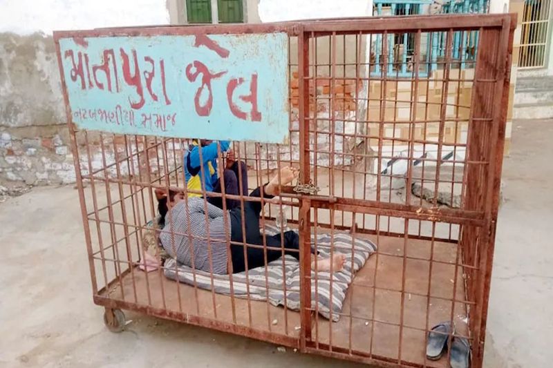 Gujarat unique social experiment against alcohol drinking, guilty will have to spend night in cage and pay fine too in ahmedabad
