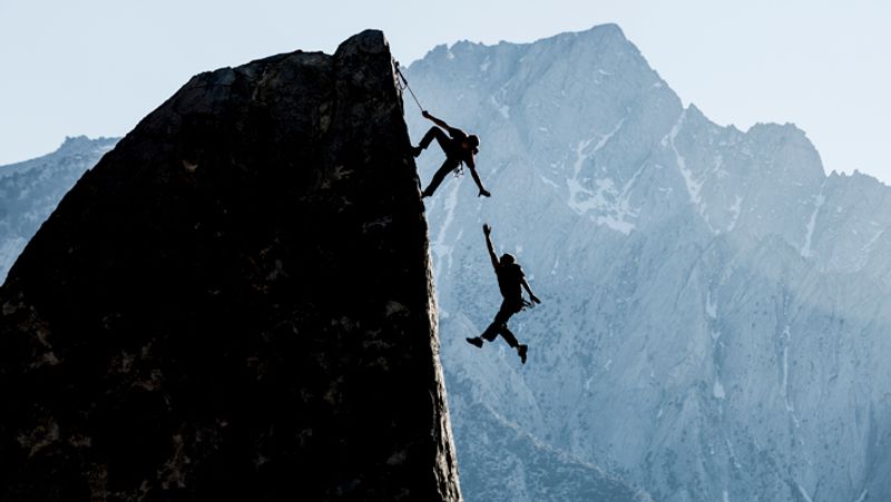 Dreams which are inauspicious and indicate about upcoming problems