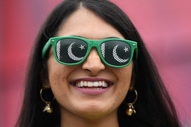 T20 World Cup, IND vs PAK - Hottest photos of Pakistani woman fans ALB