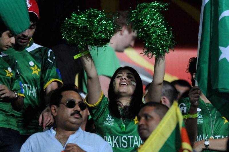 T20 World Cup, IND vs PAK - Hottest photos of Pakistani woman fans ALB