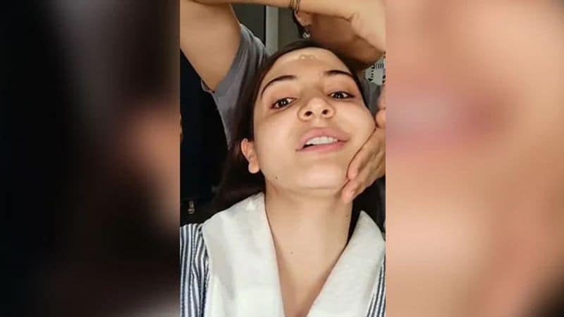 Anushka Sharma's beauty secret: Actress uses this fruit on her skin to look flawless