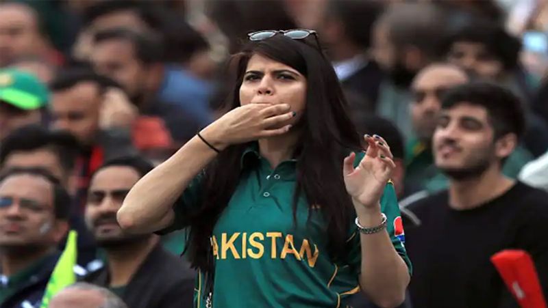T20 World Cup 2021, IND vs PAK: when Pakistani beauties came to support her team
