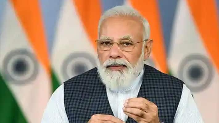 PM Narendra Modi decision to take back farm laws right says C voter survey mnj PM Narendra Modi decision to take back farm laws right says C voter survey mnj