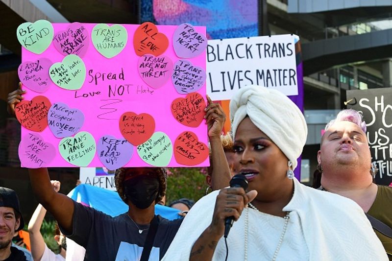 netflix workers protest against comedian dave chappelles transgender comments in his show the closer