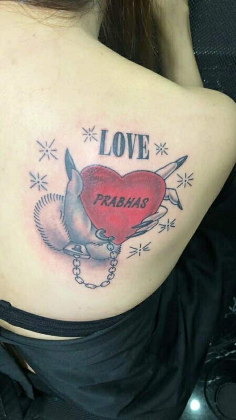 ప్రభాస్ పేరు టాట్టూ వేయించుకున్న రష్యన్ హీరోయిన్|| Prabhas tattoo on  Russian heroine|| #prabhas - YouTube