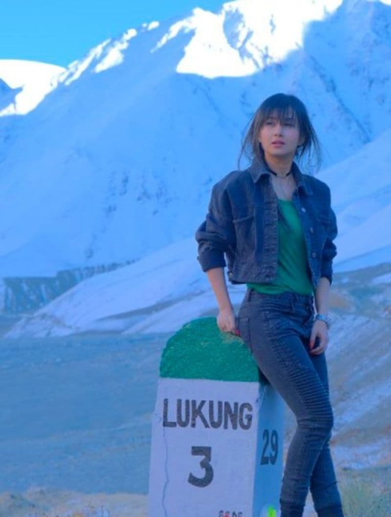 monami ghosh in a vacation trip at leh ladakh bjc