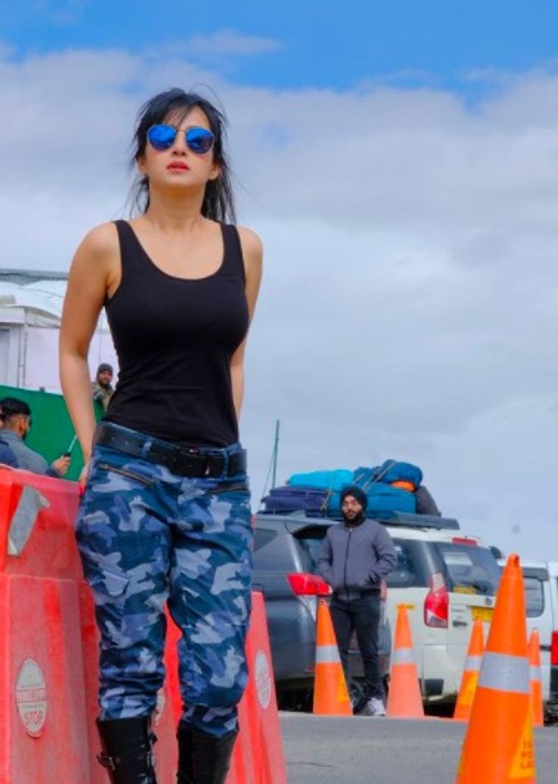monami ghosh ladakh trip dairy makes fans happy with lovely posts and photos bjc