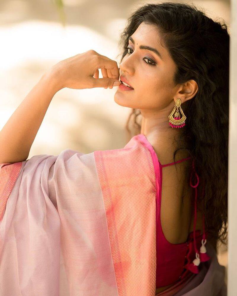 Eesha Rebba classy and striking look in saree goes viral