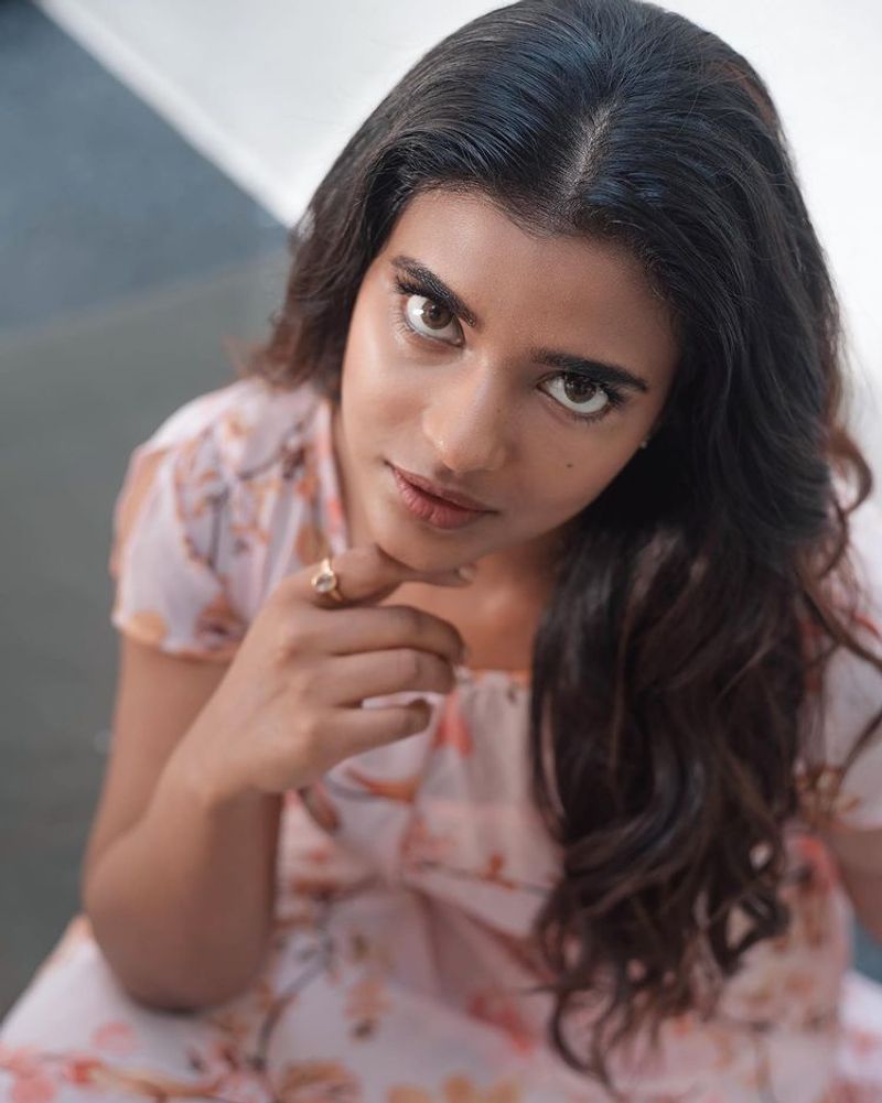 Alluring Actress aishwarya rajesh latest stunning recent photos