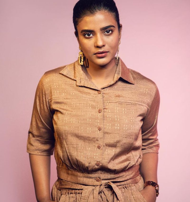 Alluring Actress aishwarya rajesh latest stunning recent photos