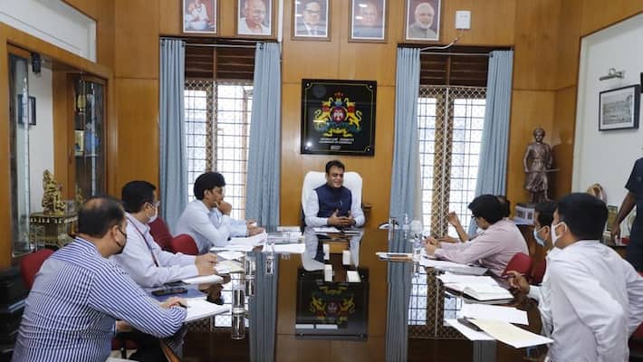 Karnataka Conceives Super 30 To Develop Engineering Colleges In Each District mah Karnataka Conceives Super 30 To Develop Engineering Colleges In Each District mah