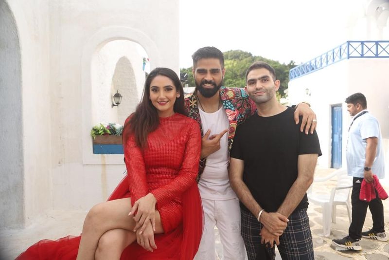 Actress Ragini Dwivedi Hindi Punbaji music album produced by Kp Srikanth vcs