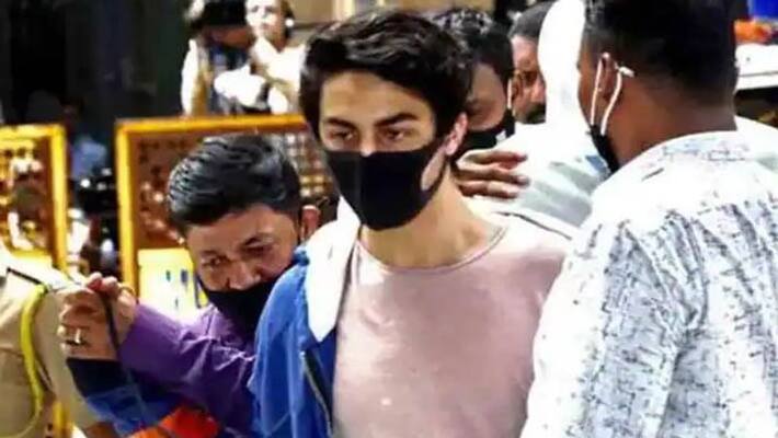 Aryan Khan Drugs Case Official Demanded Rs 25 Crore To Release SRK Son Says Witness pod Aryan Khan Drugs Case Official Demanded Rs 25 Crore To Release SRK Son Says Witness pod