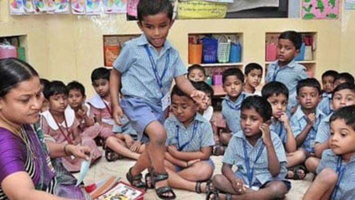 Karnataka to restart physical classes for LKG UKG from Nov 8 pod Karnataka to restart physical classes for LKG UKG from Nov 8 pod