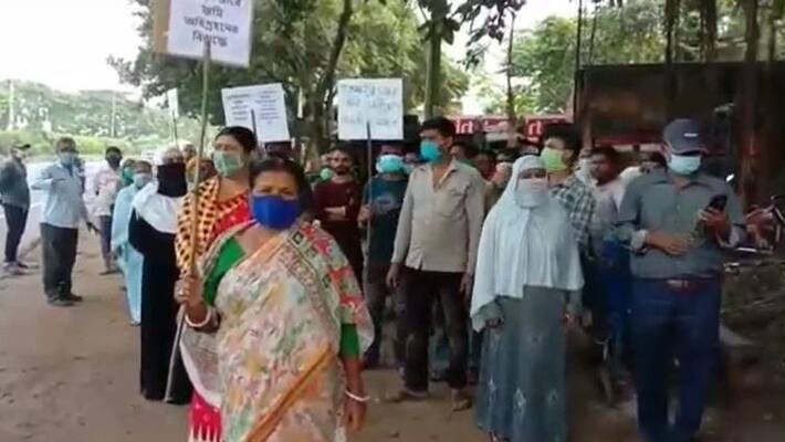 Land Owner shows agitation against BDA bmm Land Owner shows agitation against BDA bmm