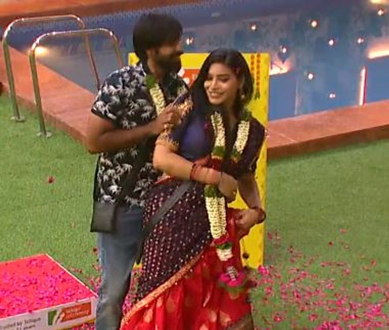 Bigg Boss 5 Telugu lobo gives big shock to Ravi