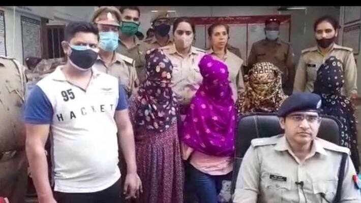 Sextortion Racket operating through Stripchat busted by Ghaziabad Police mah Sextortion Racket operating through Stripchat busted by Ghaziabad Police mah