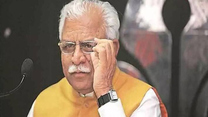 haryana NEWS manohar lal khattar decision all government employees will wear smart watch during duty haryana NEWS manohar lal khattar decision all government employees will wear smart watch during duty