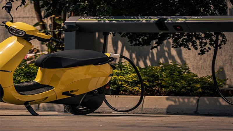 Ola Electric Scooter Company launched Hypercharger EV will be available only after Diwali, View full details