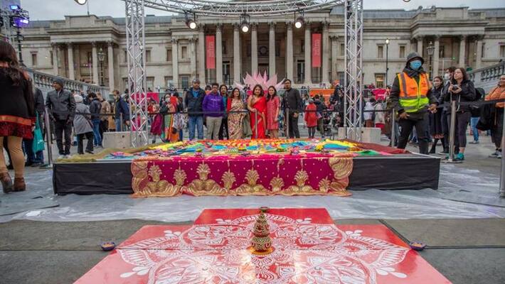 Alpana makes debut at London Mayors Diwali Celebration Alpana makes debut at London Mayors Diwali Celebration