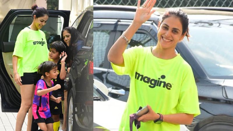 dimple kapadia katrina kaif to rashami desai and these celebs spotted at different places in mumbai