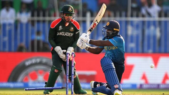 T20 World Cup 2021 Super 12 Group 1 SL vs BAN Sri Lanka lose opener Kusal Perera in very first over T20 World Cup 2021 Super 12 Group 1 SL vs BAN Sri Lanka lose opener Kusal Perera in very first over