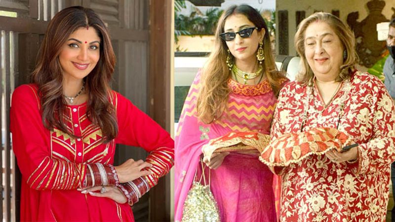 Karwa Chauth 2012, shilpa shetty look beautifull in red dress, kareena kapoor anuty with daughter in law snapped at anil kapoor house