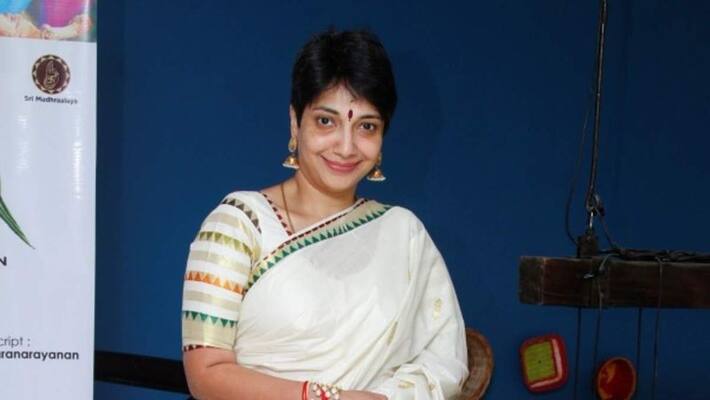 Madhuvanthi house auction Madhuvanthi house auction