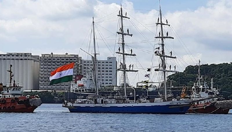 IAC Vikrant heads out for second sea trails form kochi kerala bsm