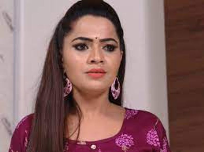 Doctor babu take monitha to his home and vantalakka gives ultimate twist in karthika deepam serial