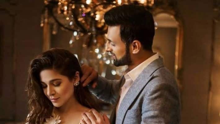 Pakistani model and actress Ayesha Omar the reason behind Shoaib Malik and Sania Mirza divorce says reports Pakistani model and actress Ayesha Omar the reason behind Shoaib Malik and Sania Mirza divorce says reports