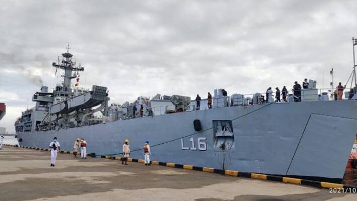Ships of 1st Training Squadron are visiting Sri Lanka as part of Overseas Deploymen Ships of 1st Training Squadron are visiting Sri Lanka as part of Overseas Deploymen