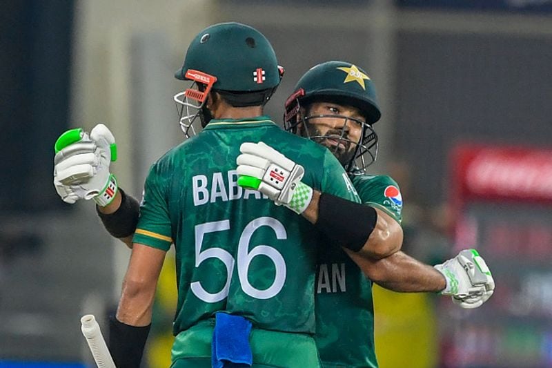 T20 World Cup Pakistan Skipper Babar Azam breaks Virat Kohli record to become fastest captain to 1000 T20I runs kvn