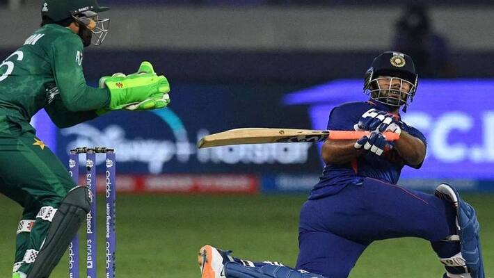T20 World Cup 2021, rishabh pant hits 2 one handed six in hasan ali over T20 World Cup 2021, rishabh pant hits 2 one handed six in hasan ali over