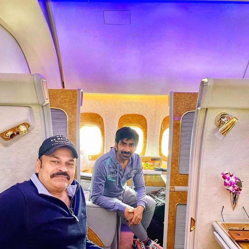 nagababu varun enjoys dubai vacation wacthed india versus Pakistan t20 match