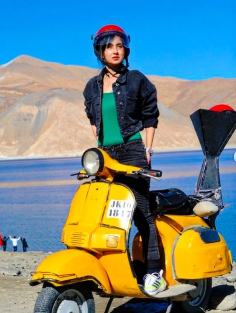 monami ghosh ladakh trip dairy makes fans happy with lovely posts and photos bjc