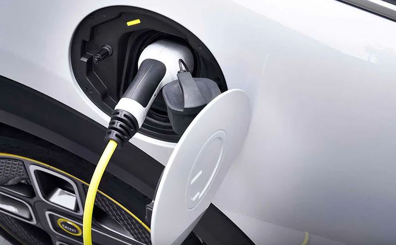 MINI Cooper SE Electric Car Teased For India Launch Soon check price here