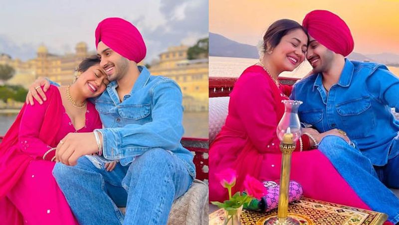 Neha Kakkar opens up about her pregnancy rumours, gives Rohanpreet Singh tight hug [WATCH] SCJ