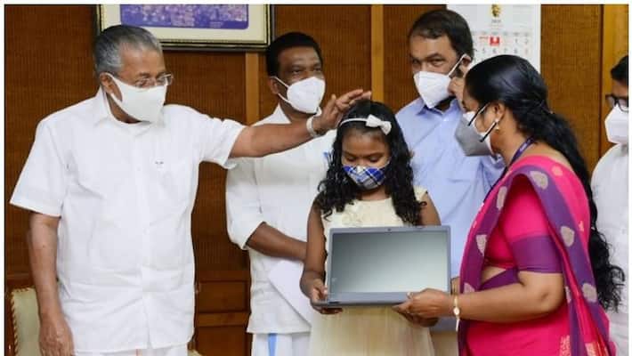 laptop for backward community students in schools through vidyakiranam project laptop for backward community students in schools through vidyakiranam project