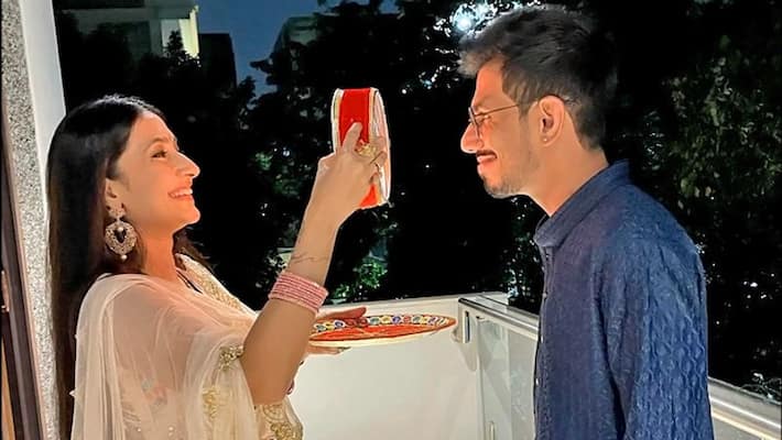 Yuzvendra Chahal wife Dhanashree Verma celebrated her first Karwa Chauth 2021 Yuzvendra Chahal wife Dhanashree Verma celebrated her first Karwa Chauth 2021