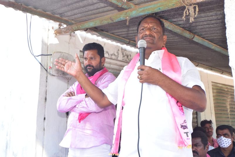huzurabad bypoll: minister koppula eshwar campaign at jammikunta