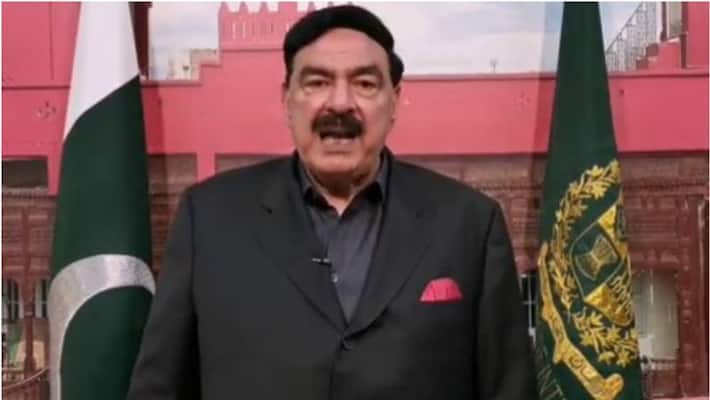 Ind vs Pak: Indian Muslims are support our Team this is victory of islam, says pakistan minister sheikh rashid ahmad after his team won the match Ind vs Pak: Indian Muslims are support our Team this is victory of islam, says pakistan minister sheikh rashid ahmad after his team won the match