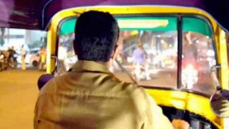extra marital affair millionaire wife ran away with rikshaw driver in indore