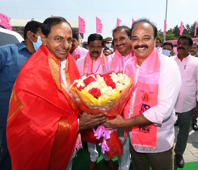 Hyderabad Hitex turns pink for TRS plenary