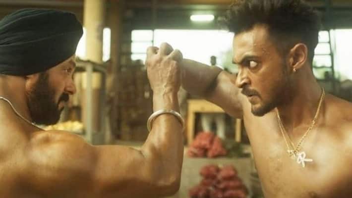 Antim trailer out: Salman Khan looks fierce as a cop, while Aayush Sharma nails the look as a gunda SC The makers of Salman Khan's next movie Antim: The Final Truth have released the movie's trailer, which is action and power-packed. Take a look at it right here. Antim trailer out: Salman Khan looks fierce as a cop, while Aayush Sharma nails the look as a gunda SC The makers of Salman Khan's next movie Antim: The Final Truth have released the movie's trailer, which is action and power-packed. Take a look at it right here.