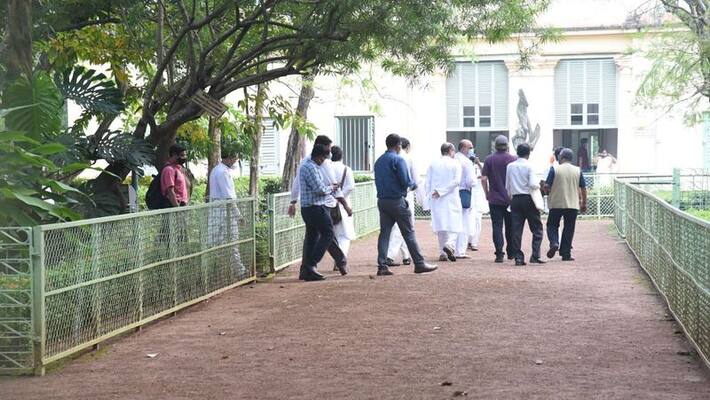 UNESCO delegation in Santiniketan opportunity to be named in the Heritage site bmm UNESCO delegation in Santiniketan opportunity to be named in the Heritage site bmm